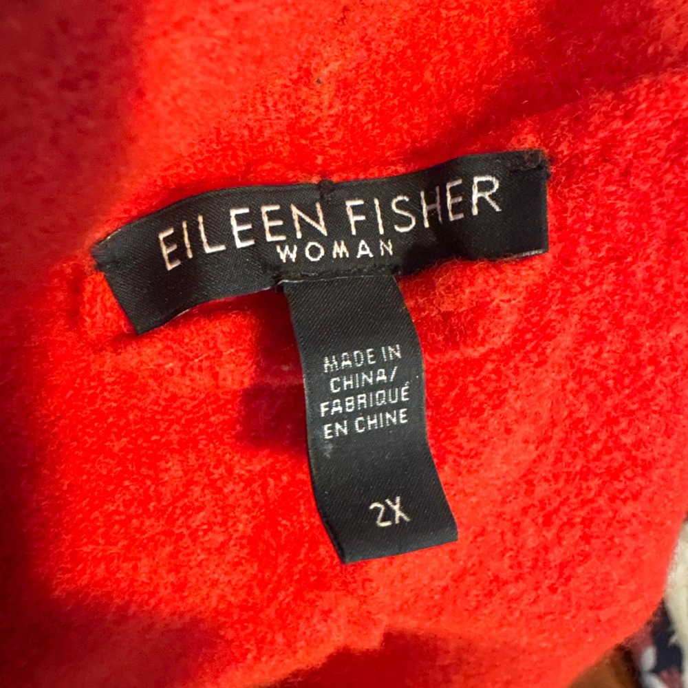 Eileen Fisher Woman Bright Red Wool Open Jacket in Size 2X - Picture 9 of 10